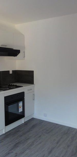 Location Appartement 1 pièce Meublé 31m² LE CREUSOT 71200 - Photo 1