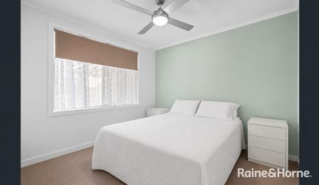 Spacious Family Home in Grammar Park Estate - Photo 2