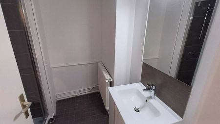 location Appartement T2 DE 53.6m² À PARIS - Photo 5