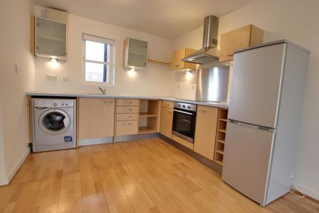 1 bedroom apartment to rent - Photo 4