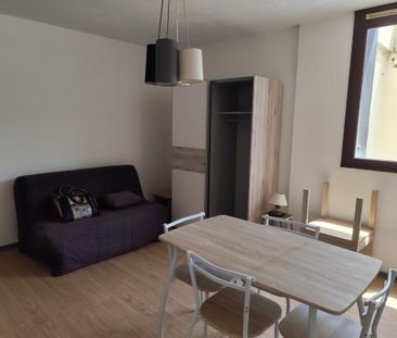 Location Appartement 1 pièce 24m² CAHORS 46000 - Photo 2