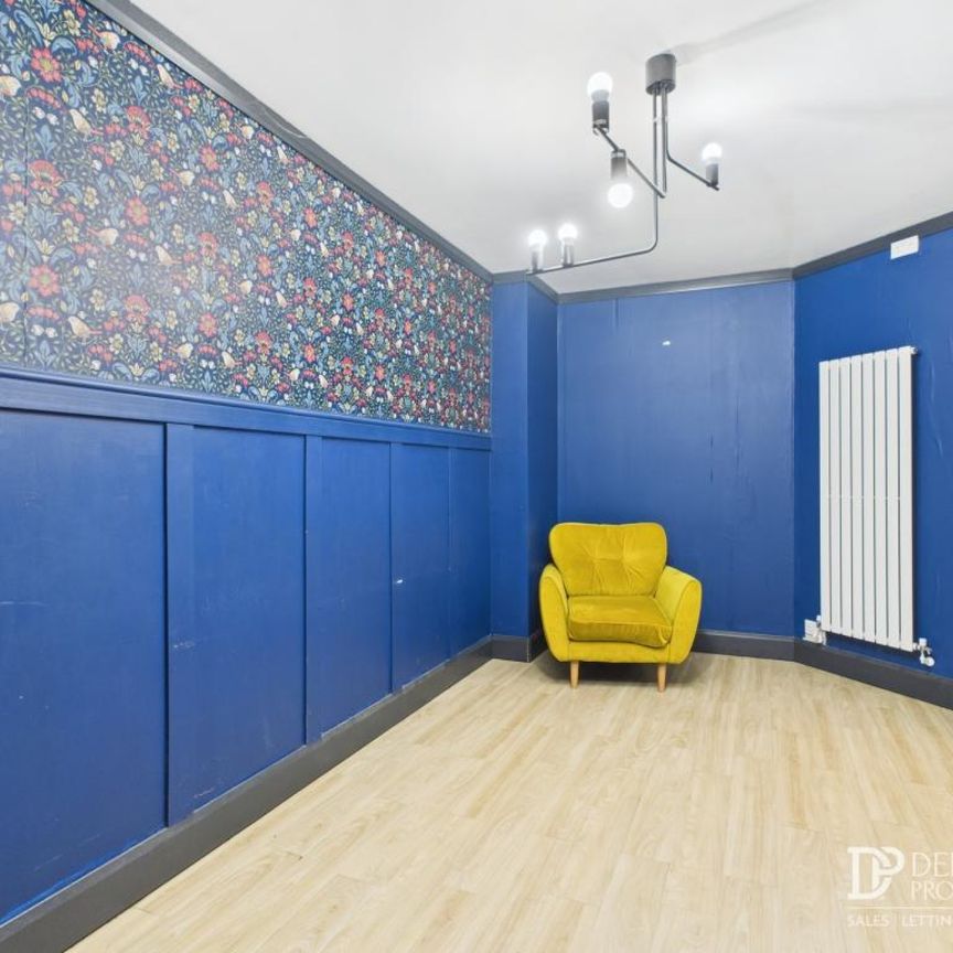 4 Bedroom Town House - Photo 1