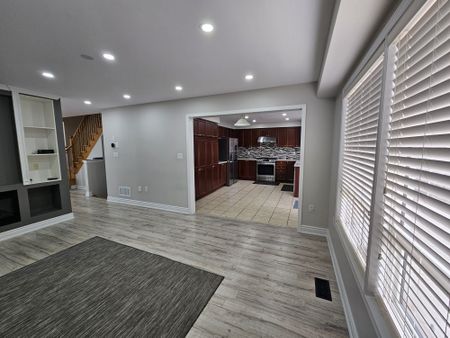 For Lease - 27 Pantano Place, Brampton, Ontario - Photo 2