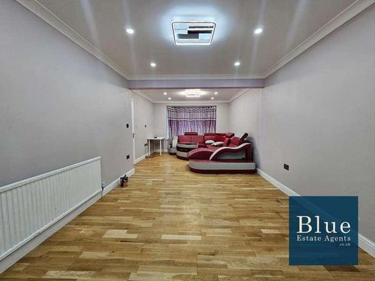 West Way, Hounslow, TW5 - Photo 1