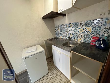 Location Appartement 1 pièce 17m² BEAUVAIS 60000 - Photo 3