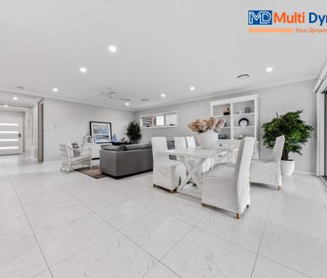 Stunning Double-Storey Home in Gilead! - Photo 2