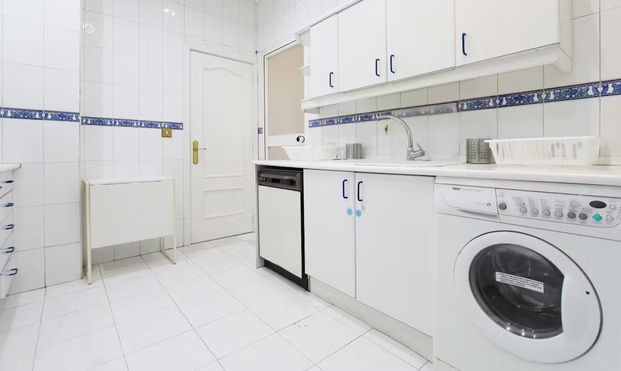 Calle de Amado Nervo, Madrid, Community of Madrid 28007 - Photo 1