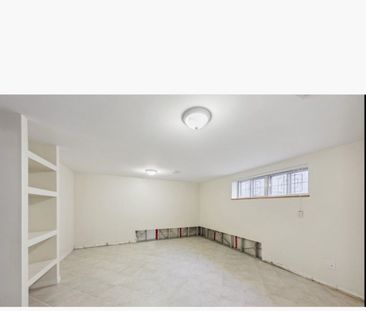 For Lease - 26 Anola Place, Toronto, Ontario - Photo 5