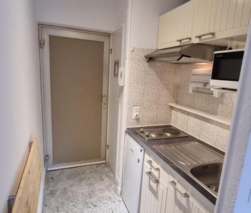 Location Appartement 1 pièce 24m² VENCE 06140 - Photo 3