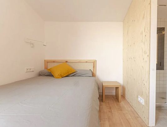 Carrer de les Balears, Barcelona, Catalonia 08023 - Photo 1