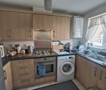 3 bedroom terraced house to rent - Photo 5