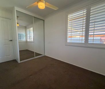 Spacious Family Home with Pool - Photo 1