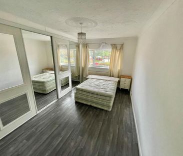 House share to rent - Photo 4