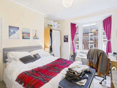 4 bedroom terraced house to rent - Photo 4