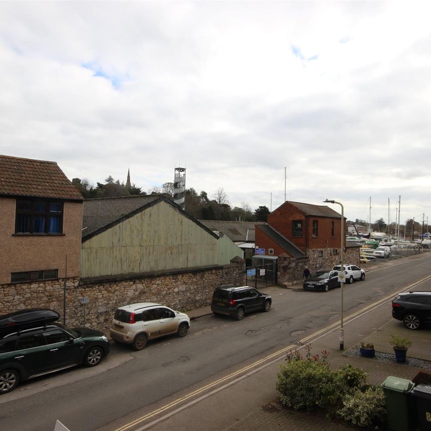 4 bed Town House for let - Photo 1