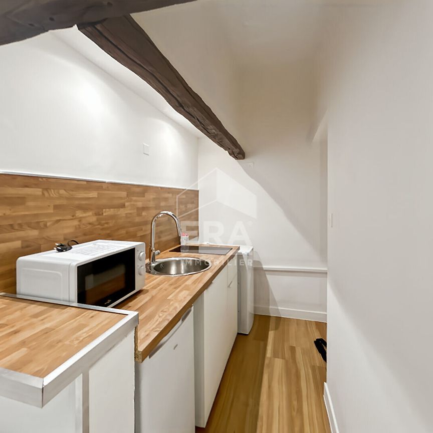 À louer - Studio meublé 17 m² en plein coeur de Pertuis - Photo 1