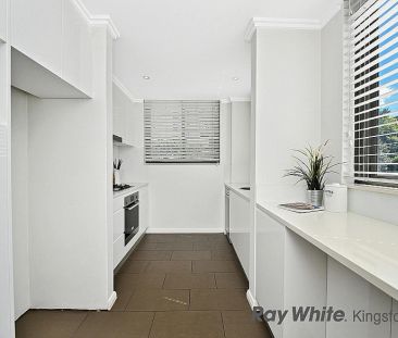 Two Bedroom City Fringe Pad! - Photo 6