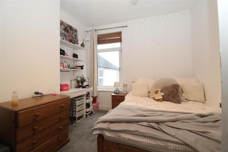 4 bedroom house to rent - Photo 5