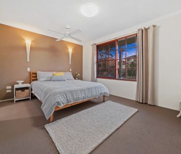 Spacious Family Living Close to Schools and Parks - Photo 4