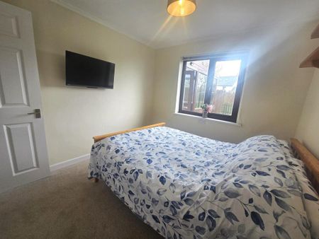 3 bedroom bungalow to rent - Photo 3