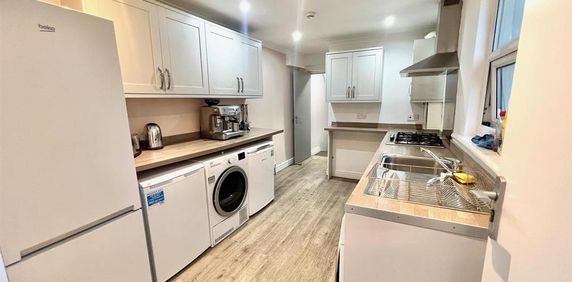 4 bedroom house share to rent - Photo 2