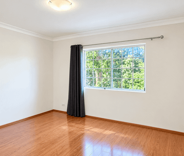 Unfurnished 2 Bedroom with Lock Up Garage - Photo 3