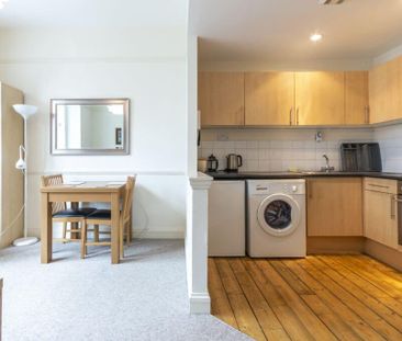 1 bedroom flat to rent - Photo 6