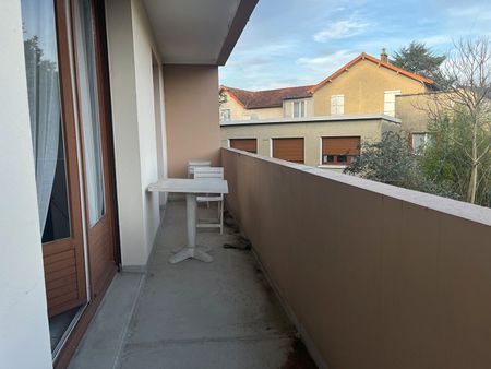 Location Appartement 2 pièces 48m² - Photo 5