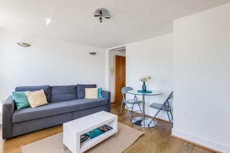 1 bedroom flat to rent - Photo 5