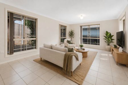 Spacious & Low-Maintenance Villa in Quiet Normanhurst Pocket - Photo 4