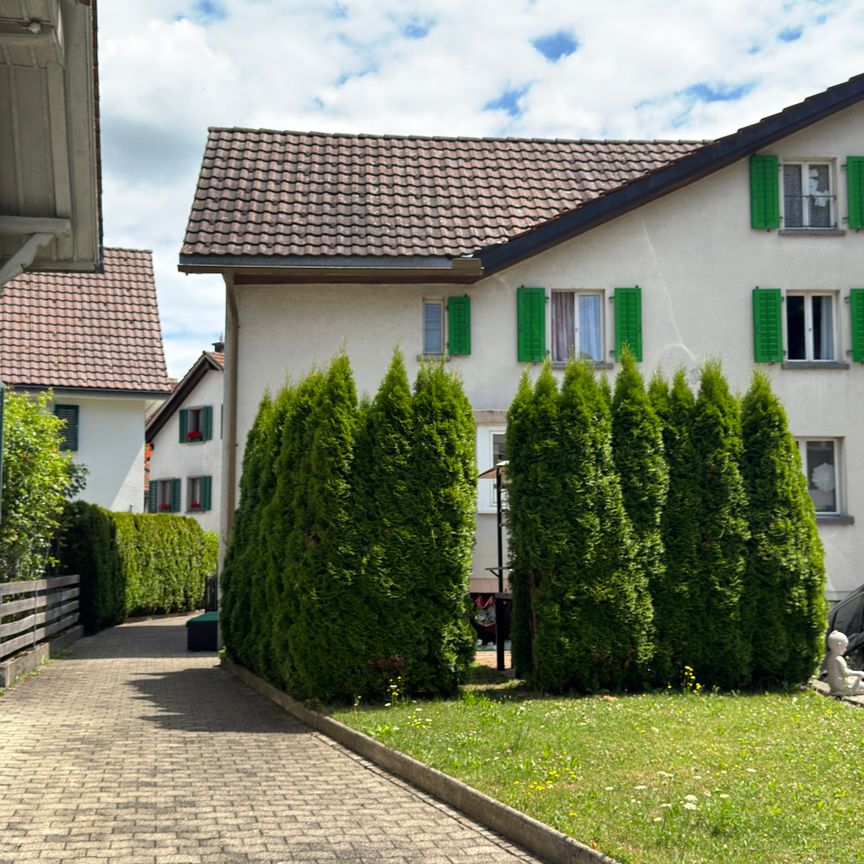 Charmantes 5 Zi. Haus im Herzen von Neuheim - Foto 1