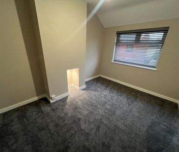 3 bedroom end of terrace house to rent - Photo 5