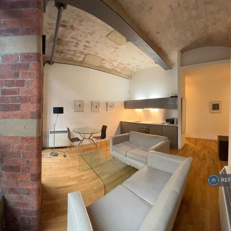 1 bedroom flat to rent - Photo 1