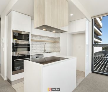611/120 Eastern Valley Way, Belconnen ACT - Photo 2