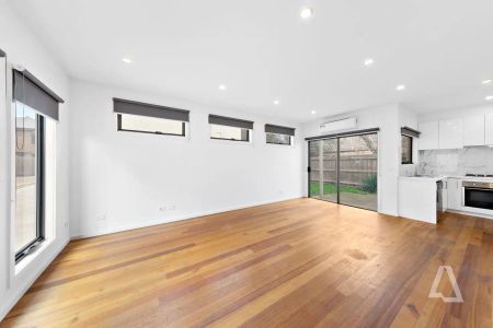 “Contemporary Comfort in a Connected Location – 2/6 Bosquet Street, Maidstone” - Photo 4