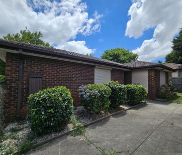 1/1 Tarcoola Avenue, Meadow Heights - Photo 2