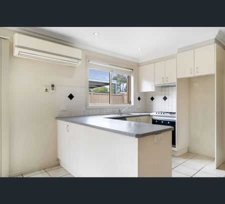 1B Craig Street, Long Gully, Vic 3550 - Photo 2