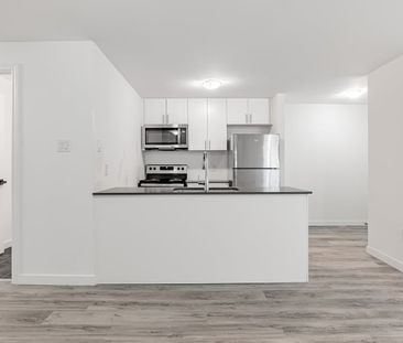 For Lease - 2507 Eglinton Avenue Unit# 307, Toronto, Ontario - Photo 4