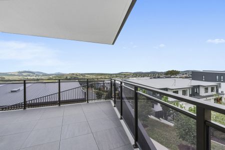 Stylish and Contemporary Design - Photo 2