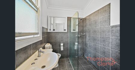 Neat and tidy home in a great location! - Photo 2