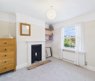 3 bedroom end of terrace house to rent - Photo 5