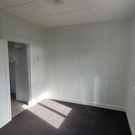 114 MacFarlane Street - Photo 4