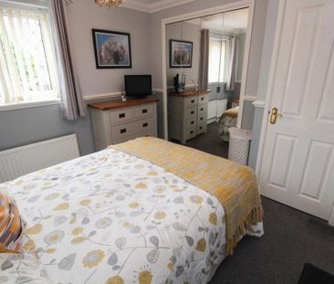2 bedroom terraced house to rent - Photo 4
