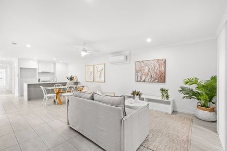 45 Homevale Drive, South Ripley QLD 4306 - House For Rent | Domain - Photo 4