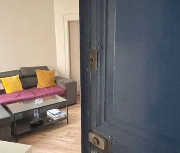 Appartement à louer 2 pièces • 29,60 m2 Paris 15 - Photo 1