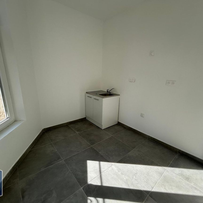 Location Appartement 2 pièces 28m² ELEU DIT LEAUWETTE 62300 - Photo 1