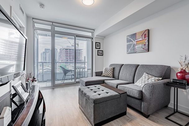 For Lease - 27 Bathurst Street Unit# 409w, Toronto, Ontario - Photo 1