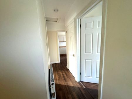 Rayners Gardens, Southampton - Photo 5