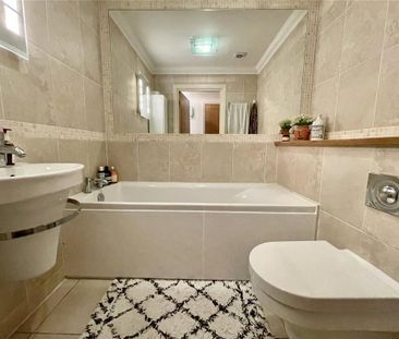 2 bedroom apartment to rent - Photo 6