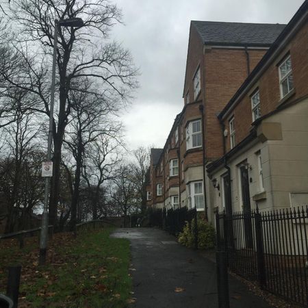 1 bedroom in a house share to rent - Photo 5